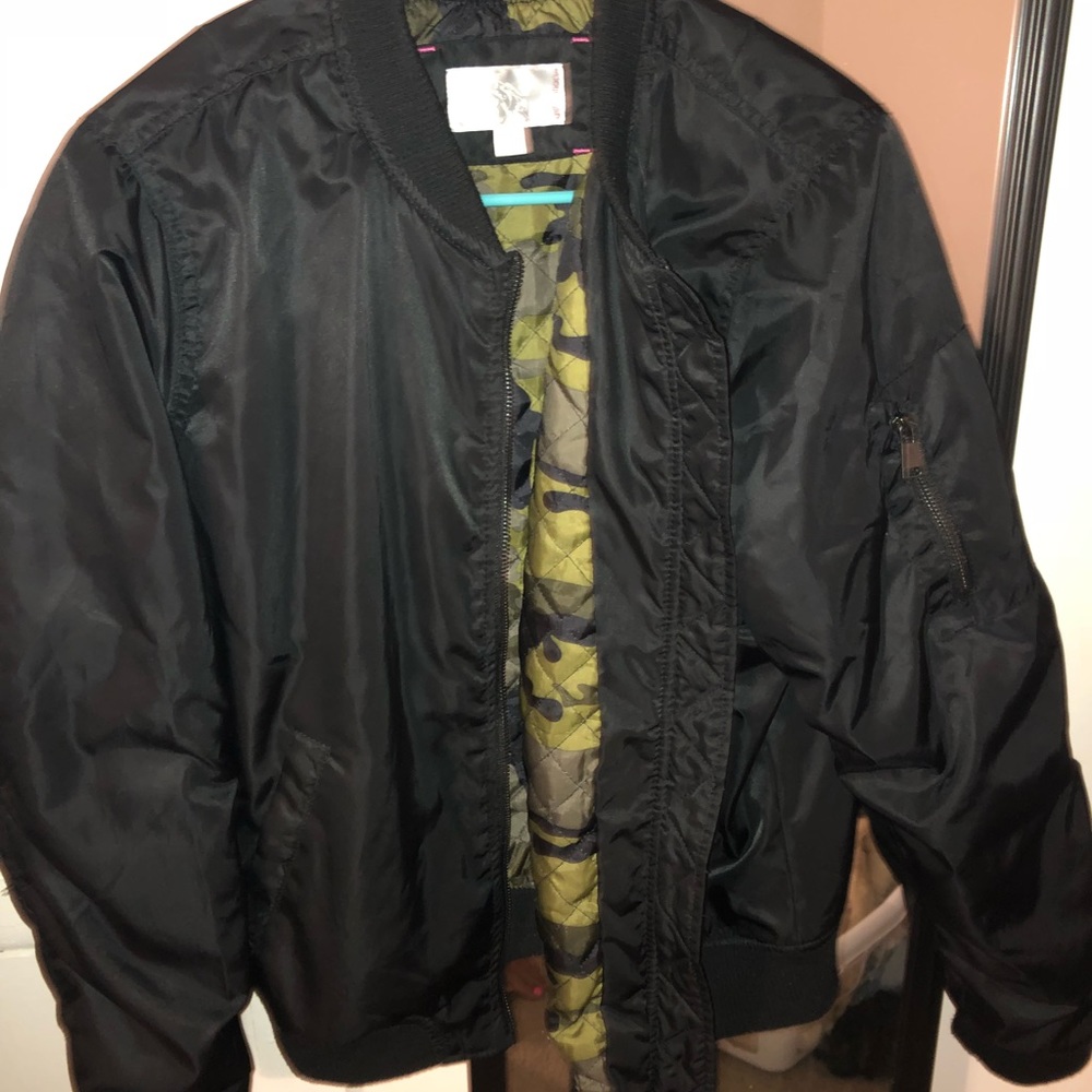 Black over sized bomber jacket